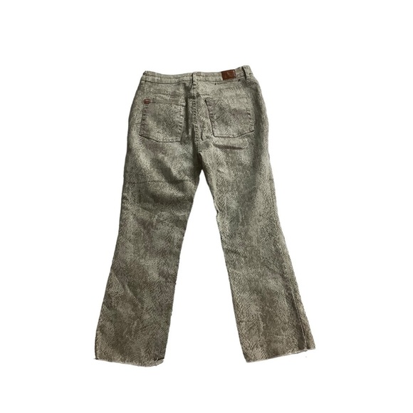 BDG Jeans Sz 28 Kick-flare High-rise Cropped  Snakeskin Print Distressed Hem - Picture 2 of 6